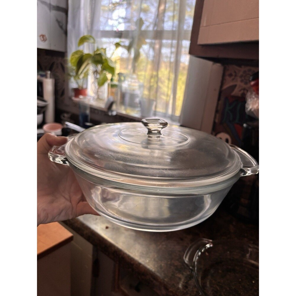 Anchor Ovenware 2 QT Clear Pressed Glass Round Casserole With Lid Oven-Safe